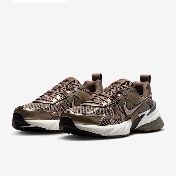 Nike Metallic Brown Mesh Sneakers - Picture 3 of 4